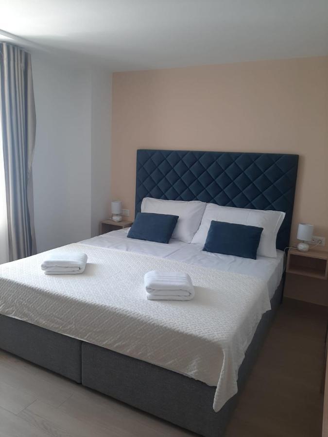 Sangulin Palace M Biograd Na Moru Eksteriør billede