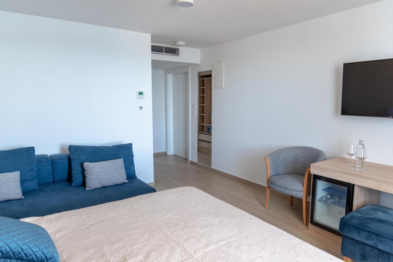 Sangulin Palace M Biograd Na Moru Eksteriør billede