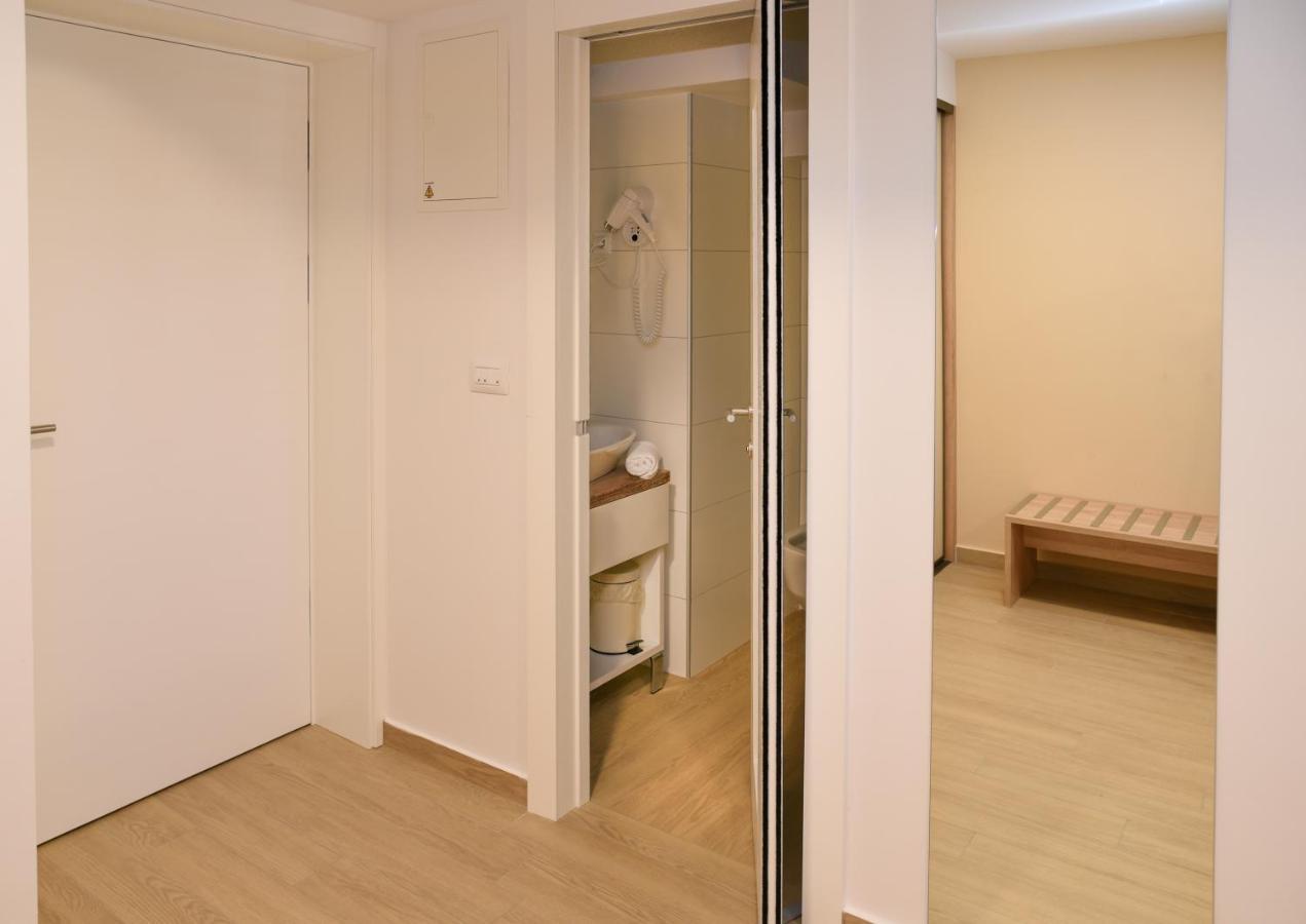 Sangulin Palace M Biograd Na Moru Eksteriør billede